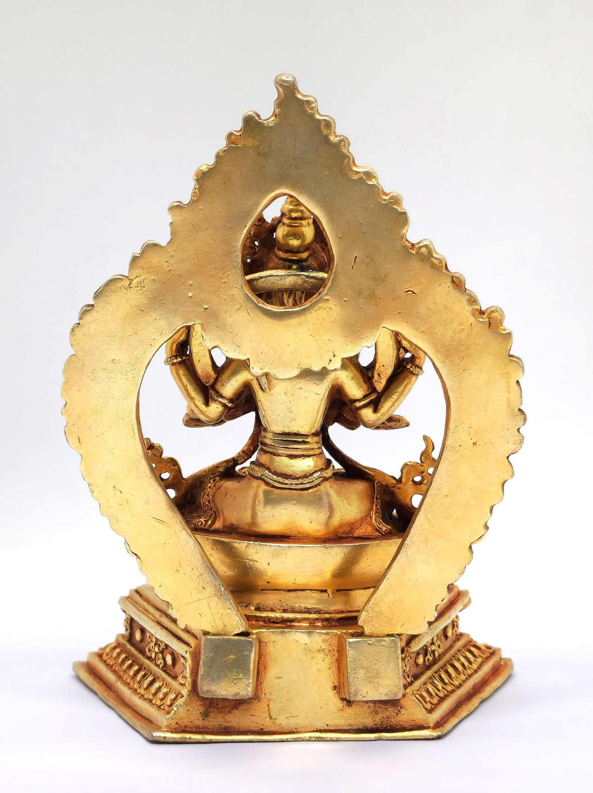 Chenrezig (Avalokiteshvara) Statue mit Thron