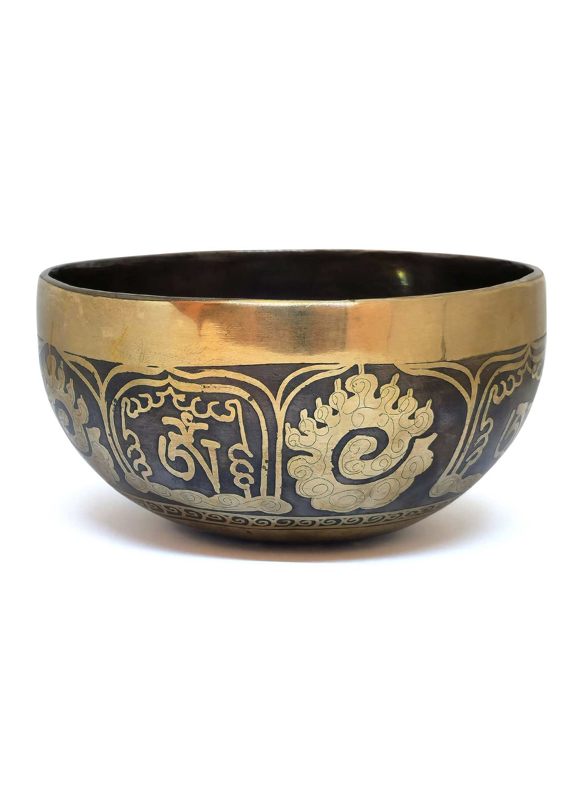 Tibetan Handcrafted Singing Bowl "Om Ah Hum Rhi" Mantra, 3-Piece Set, Ø 14cm, 460–500g