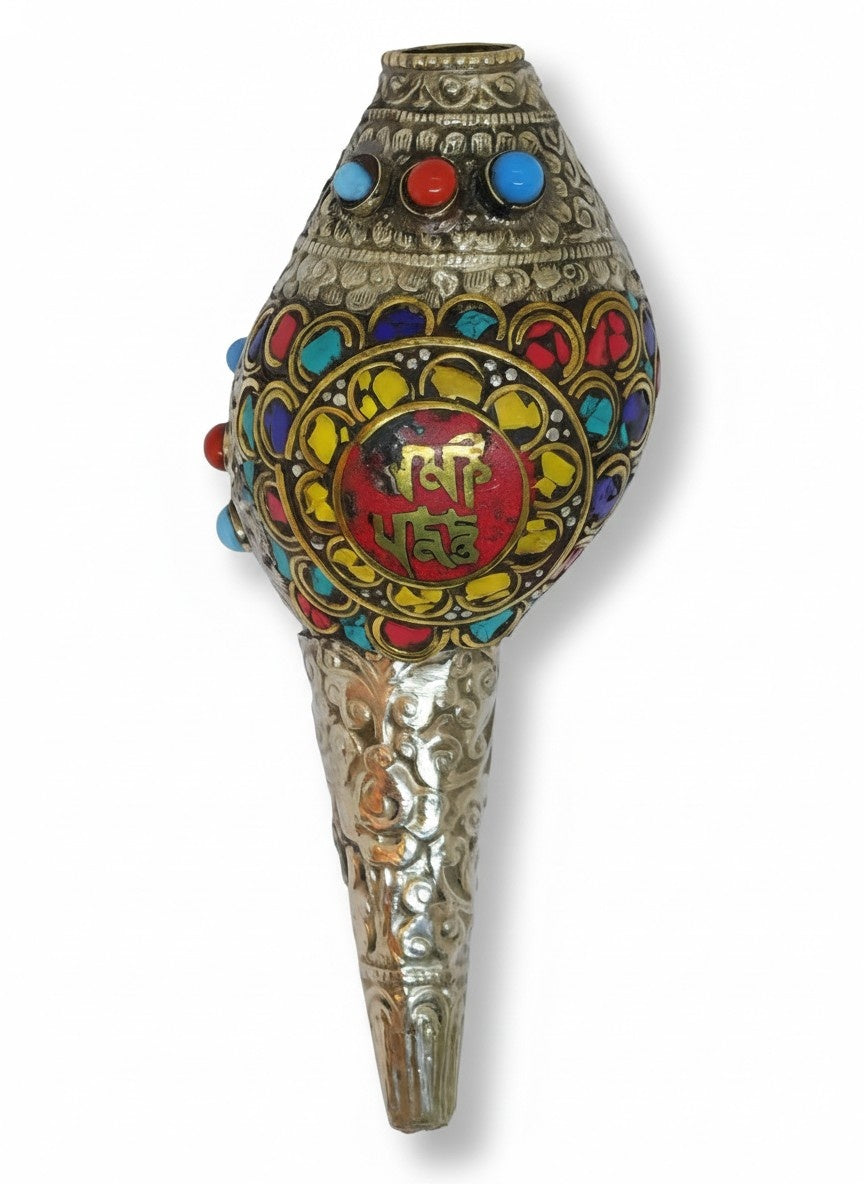 Tibetische Mantra Muscheltrompete Shankha mit Edelsteinen