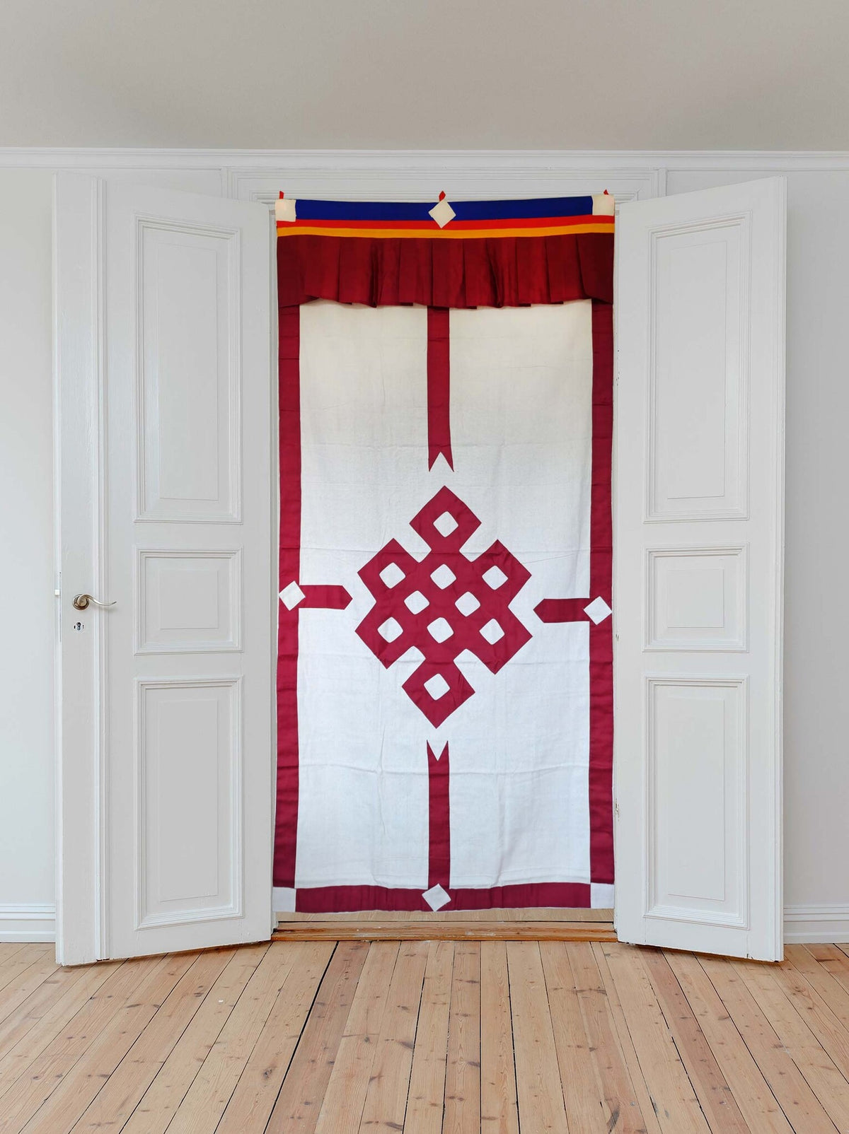 Tibetan Door Curtain Endless Knot, red